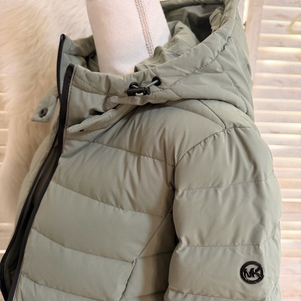 Michael Kors Olive Hooded Puffer Jacket - Picture 4 of 16